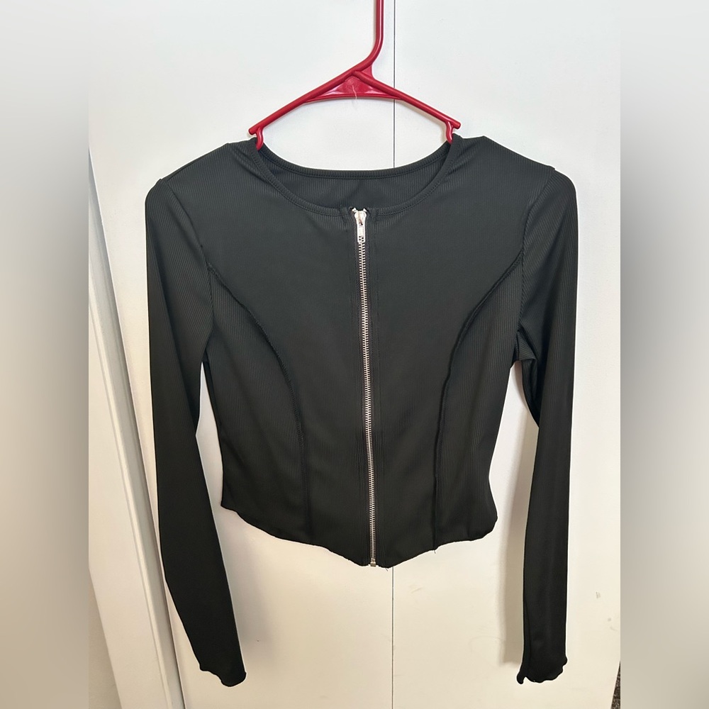 Black Long Sleeve Zip-Up Top